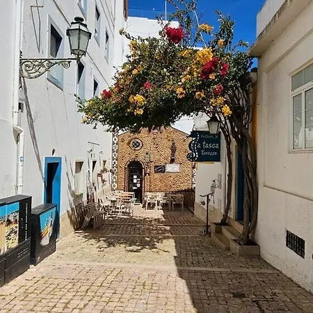 Casa Alzira By Alzira Daire Albufeira